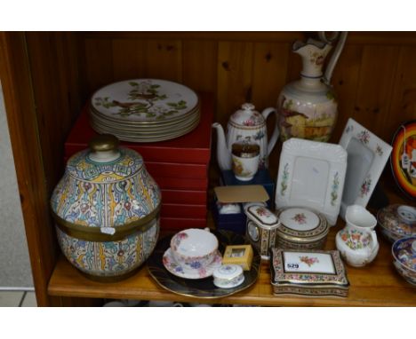 AN EARTHENWARE JAR AND COVER, boxed collectors plates, Wedgwood Clio pattern giftware, egg coddlers, ceramic photo frames, et