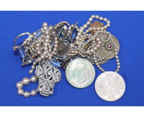 GROUP OF VARIOUS COSTUME AND SILVER JEWELLERY AND COINS
including paste pearls, brooches, bangle, ring, Victorian crowns, etc