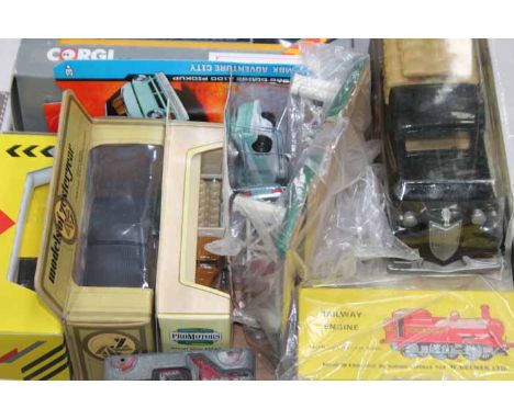 COLLECTION OF DIE CAST MODEL TOY VEHICLES
including a Budgie toys 1960s die cast railway engine model 224, including Hornby, 