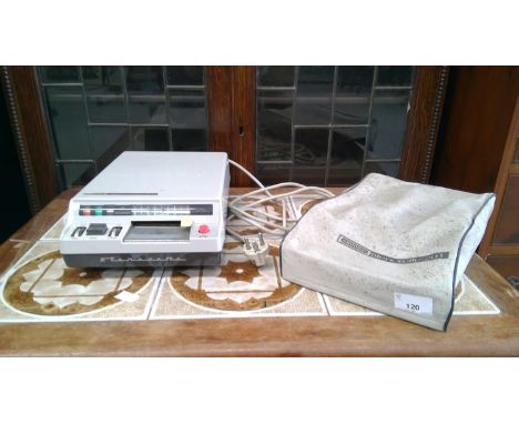 1960s 'Grundig' Stenorette 201 R-Player.