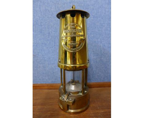 An Eccles Protector Lamp &amp; Lighting Co. Ltd, Eccles miners lamp