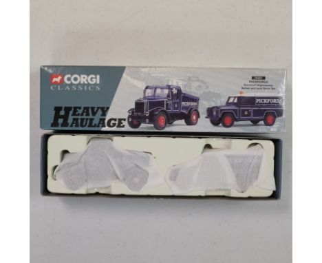 Corgi  Scammell Highwayman Ballast and Landrover Set - Pickfords - Stock Code - 16601 Scale - 1:50 | Model Condition - 5/5 | 