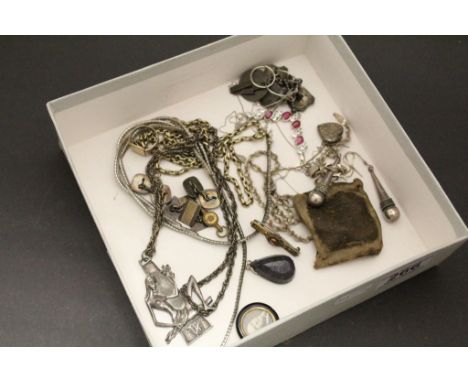 Collection of vintage jewellery to include Hallmarked Silver