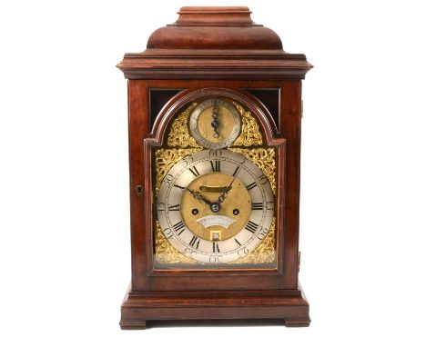 George III mahogany bracket clock, moulded top, arched glazed door, glazed side panels, moulded feet, seven inch arched brass