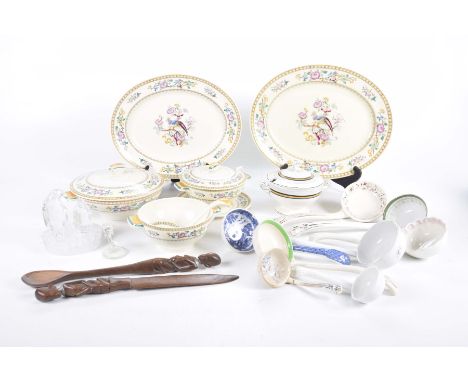 A Furnivals (1913) Ltd part dinner service, circa 1930Comprising two serving dishes, vegetable dish and cover, sauce dish and