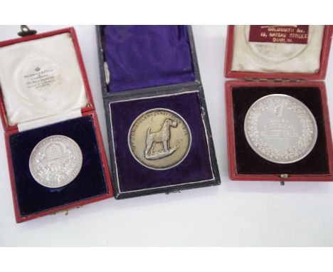 DOG SHOW PRIZE MEDALLIONS. A Devon & Cornwall Pointer & Setter Society award, Field Trials reverse. Won by Major R O Kelly's 