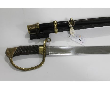 A RUSSIAN DRAGOONS SABRE & SCABBARD/BAYONET. A Russian Heavy Dragoons Gt War period with scabbard and fitted bayonet. Various