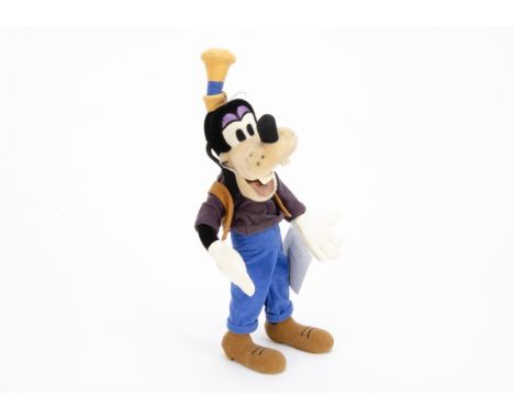 A Steiff limited edition Disney Showcase Collection Goofy,  931 of 2000, in original box with tag certificate, 2002