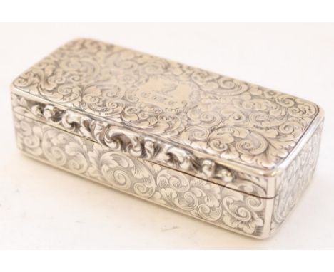 Victorian hallmarked silver table snuff box, finely chased in floral swag and scroll engraved decoration and crest within cen