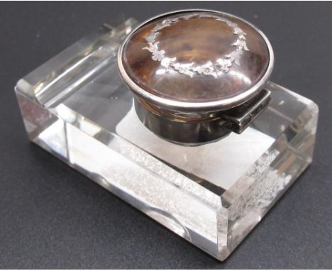 Geo.V hallmarked silver mounted glass inkwell with pique decorated hunged top, by Herbert Scott Murdoch, Birmingham 1924, L7c