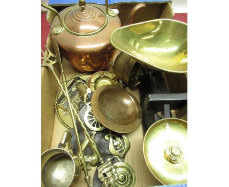 W &amp; T Avery Ltd, Birmingham pair of early C20th cast iron kitchen scales with brass pans and four weights, cast bronze di