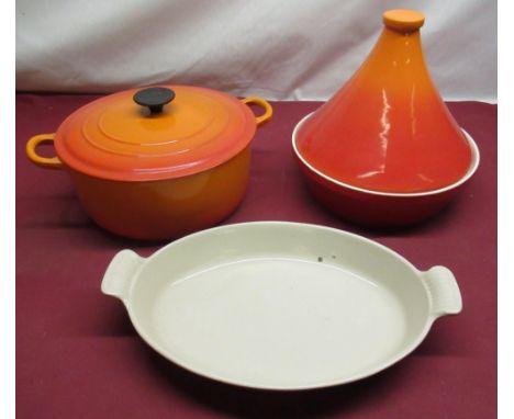 Le Creuset orange enamel cast iron lidded casserole dish D27cm, Le Creuset orange enamel cast iron oven to table oval serving
