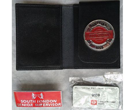 London Transport Buses OFFICIAL'S PLATE in enamelled chrome with leather WALLET, this being the last version (red enamel) of 