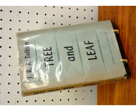 J. R. R. Tolkien, Tree and Leaf pub. George Allen & Unwin, 1964, second imp., with facsimile signature to title page, in non 