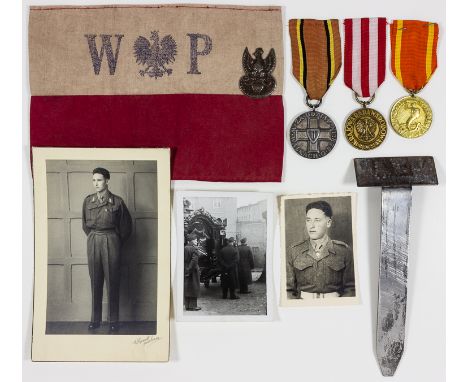 POLISH "HOME ARMY" RESISTANCE FIGHTER'S GROUP Polish "Home Army" resistance fighter's grouping, the unknown soldier possibly 
