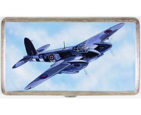 218 SQUADRON DE HAVILLAND MOSQUITO ENAMELED CIGARETTE CASE Excellent ca. 1945 sterling silver cigarette case with enamel pain