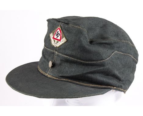 R.A.D. FIELD CAPReichsarbeitsdienst (RAD) gray-green twill enlisted field cap. The cap features a factory machine-sewn BeVo-s