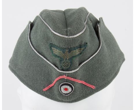 OFFICER'S OVERSEAS CAP, MOTORIZED HEER DIVISIONOverseas-style military cap, or "Feldmutze", approx. 12" x 4", of gray-green w