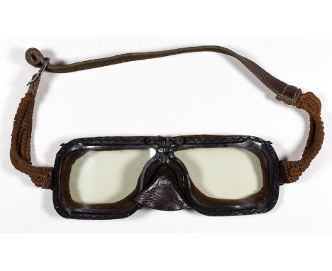 R.A.F. MARK IIIA AVIATOR GOGGLESRare British Mark IIIA aviator's goggles, typically used during the Battle of Britain. First 