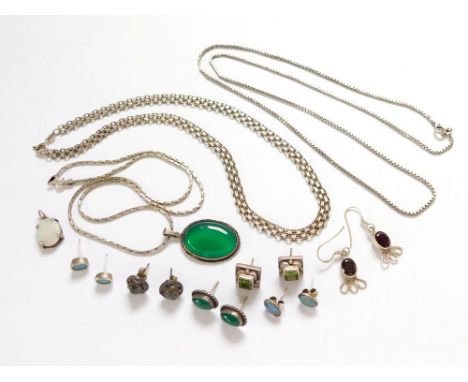 SILVER JEWELLERY. A silver & chrysoprase pendant on silver box link chain & two other silver necklaces. Also, six pairs of si