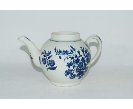 18th century Lowestoft porcelain teapot with a printed three flowers design in underglaze blue in Worcester style with Worces