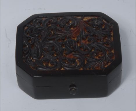 A Chinese tortoiseshell canted rectangular snuff box, hinged cover pierced and pressed with flowers and scrolling foliage, 7c