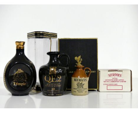 1 75-cl bt Haig Dimple Superior de Luxe Old Scotch Whisky Souvenir Decanter '1990 The Year of The Horse' oc 43% 1 75-cl bt QE