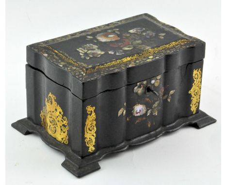 A Victorian papier mache tea caddy and cover, with mother of pearl inlay and key (for repair), 21 cm wide 