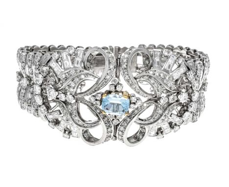 Opulentes Brillant-Armband im Art Déco Stil Platin und Gelbgold, ungest., gepr., mit 32, Brillanten, 24 Diamant-Baguettes und