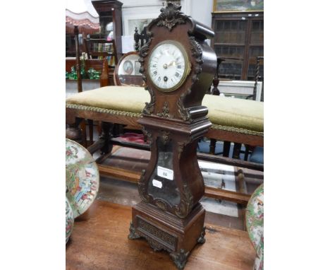 AN EARLY 20TH CENTURY MINIATURE 'COMTOISE' STYLE LONGCASE CLOCK, with ormolu mounts, 19" high