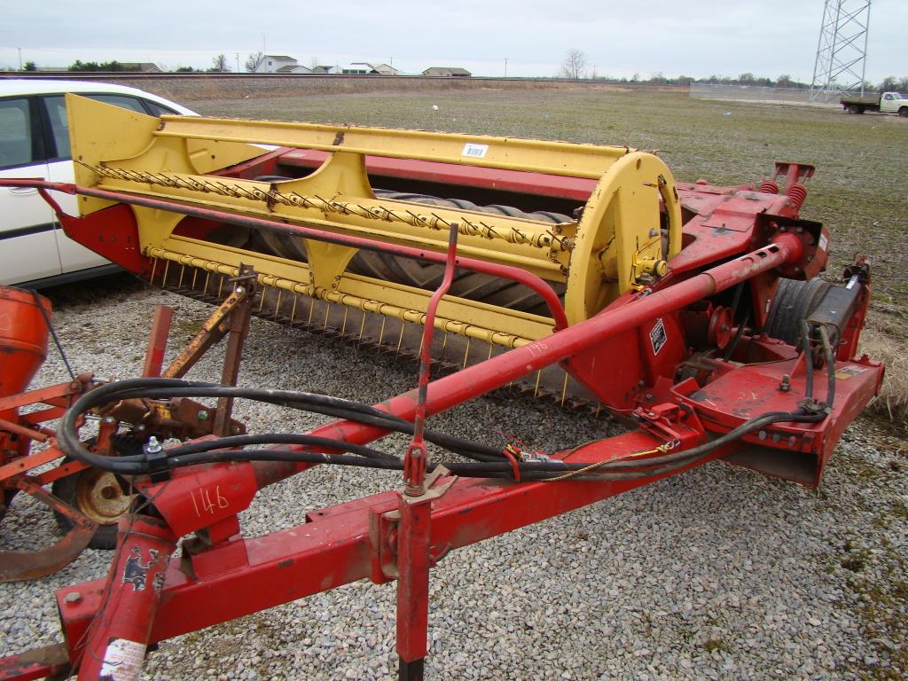 Lot 146 - New Holland 488 haybine mower-conditioner,
