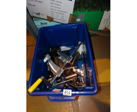 Box of mixed tools including vice 