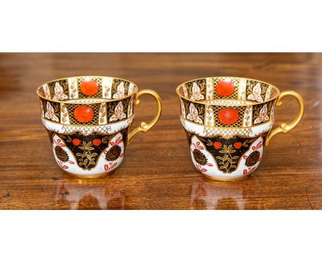 Two Abbeydale Imari porcelain breakfast cups, decorated with the 'Chrysanthemum' pattern.