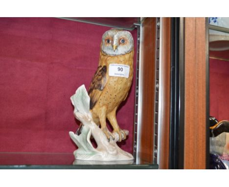 A large Goebel owl 