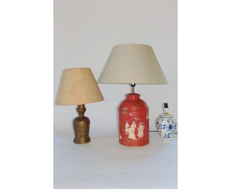 An interesting table lamp in the form of a Chinese tea canister with chinoiserie overlay together with two further table lamp