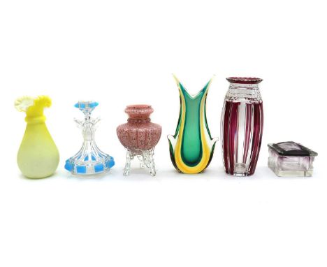 A collection of glass,comprising a Val St Lambert glass vase, cased and cut, 20cm high, an intaglio cut glass box and cover, 