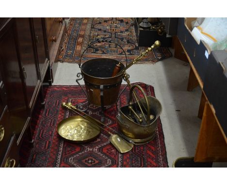 Arts &amp; Crafts rivetted copper and wrought iron coal bucket to/w a copper coal helmet, brass fire irons, dogs etc