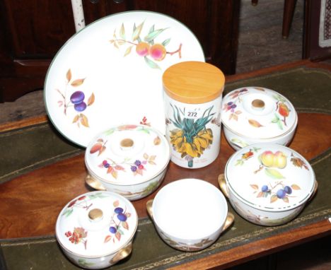 Various Worcester Evesham ware and a Port Merrion store jar 
