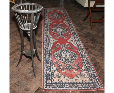 Circular jardinere stand and a figured carpet runner 