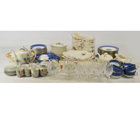 A Meakin "Nightclub" pattern tea service comprising teapot, sugar bowl, cream jug, and trios, a quantity of Wedgwood blue tra