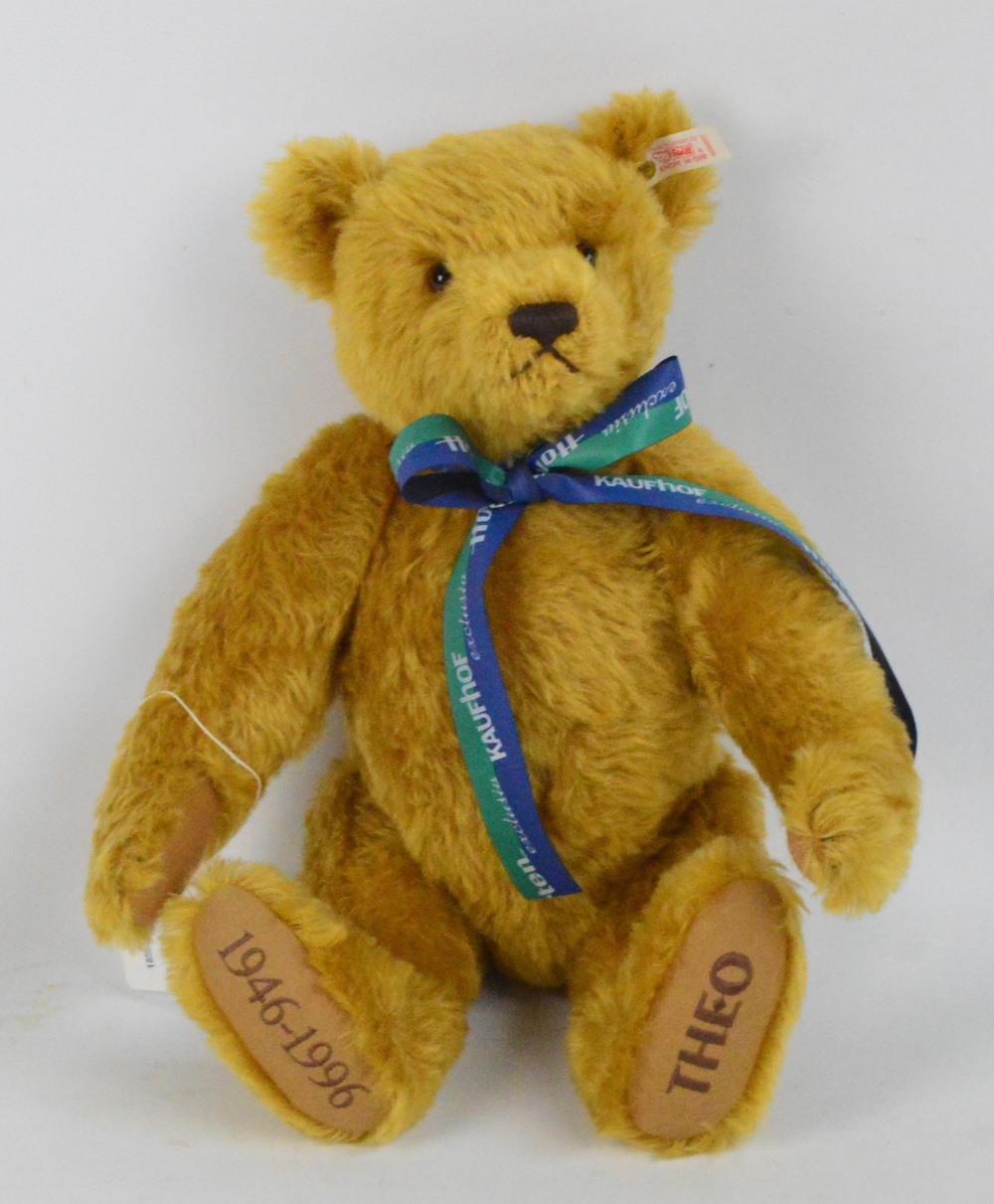 Theo steiff hot sale bear