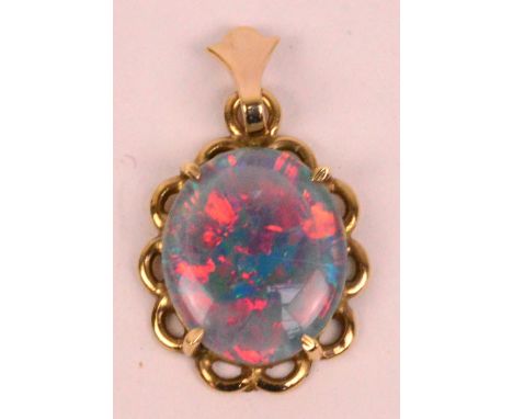 A doublet opal in 9ct pendant mount, the opal approximately 1.2 x 1cm. CONDITION REPORT: Tiny surface scratches and under loo