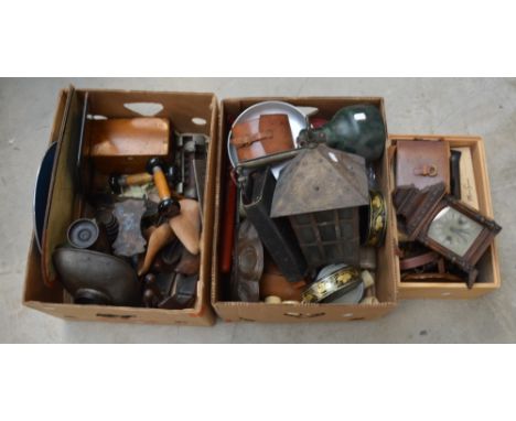 A quantity of collectors' items including a pair of bottle coasters, a lamp, scales, faux tortoiseshell items, hand mirror, s