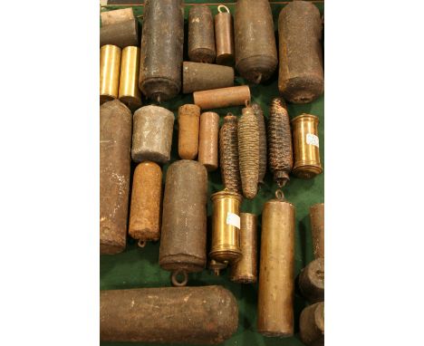QUANTITY OF ASSORTED CLOCK WEIGHTS