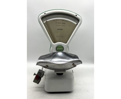 A set of vintage Avery shop scales. height 54cm