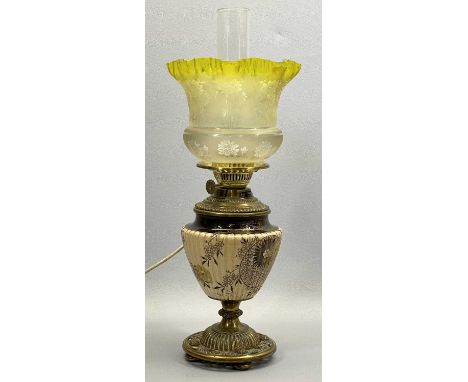 VICTORIAN OIL LAMP - fluted ceramic column, transfer decoration with gilded highlights on a gilded brass stand with pierced d