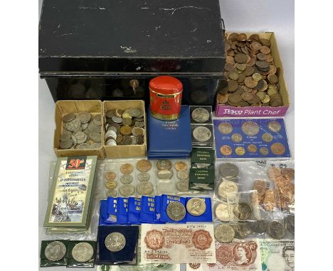 VINTAGE &amp; LATER BANKNOTE &amp; COMMEMORATIVE CROWNS COLLECTION - mainly British and some continental, a large quantity co