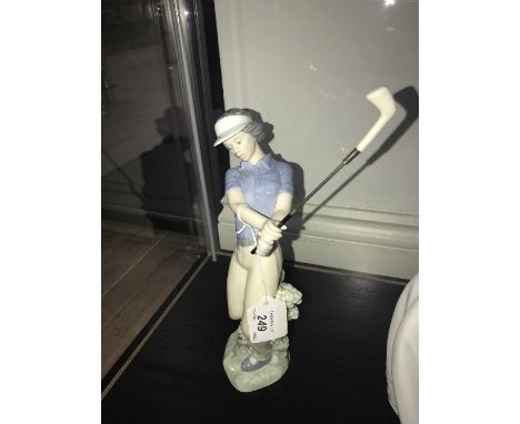 A NAO FIGURE THE GOLFER