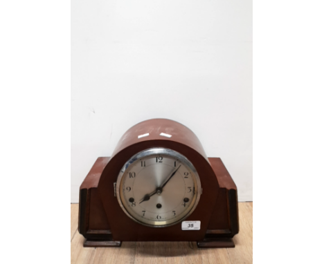 MANTLE CLOCK WITH PENDULUM AND KEY