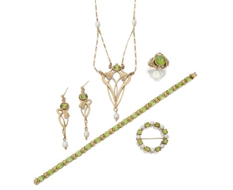 Joanna Thomson. A 9ct gold, peridot and cultured pearl Art Nouveau-style pendant necklace and drop earrings, the pendant to a